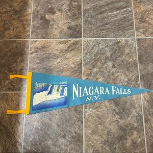 Niagara Falls, New York 26”Size Pennant